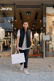 Calvin Klein Jeans: Ένα νέο αέρας μόδας στην Αγ. Νικολάου - Εντυπωσιακό άνοιγμα για το κατάστημα (φωτογραφίες)
