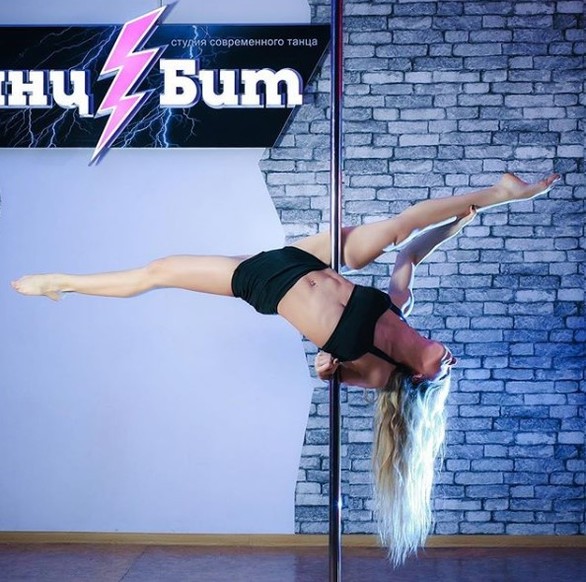 Η εκθαμβωτική pole dancer από την Ουκρανία που εκπλήσσει! (φωτογραφίες)

