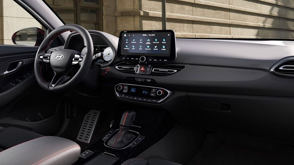 Η Hyundai εξελίσσει τεχνολογικά το i30 για ακόμα καλύτερη επίδοση
